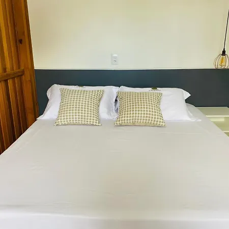 Residencial Com Piscina Possui Jacuzzi Aquecida Com Hidromassagem Villa Bombinhas Exterior photo