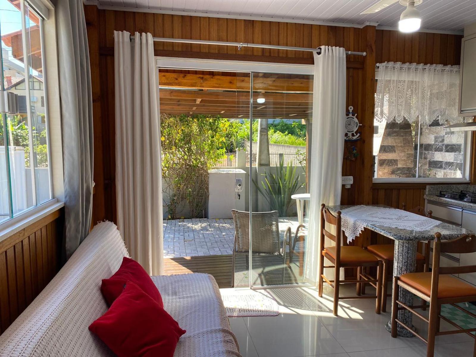 Residencial Com Piscina Possui Jacuzzi Aquecida Com Hidromassagem Holiday home *