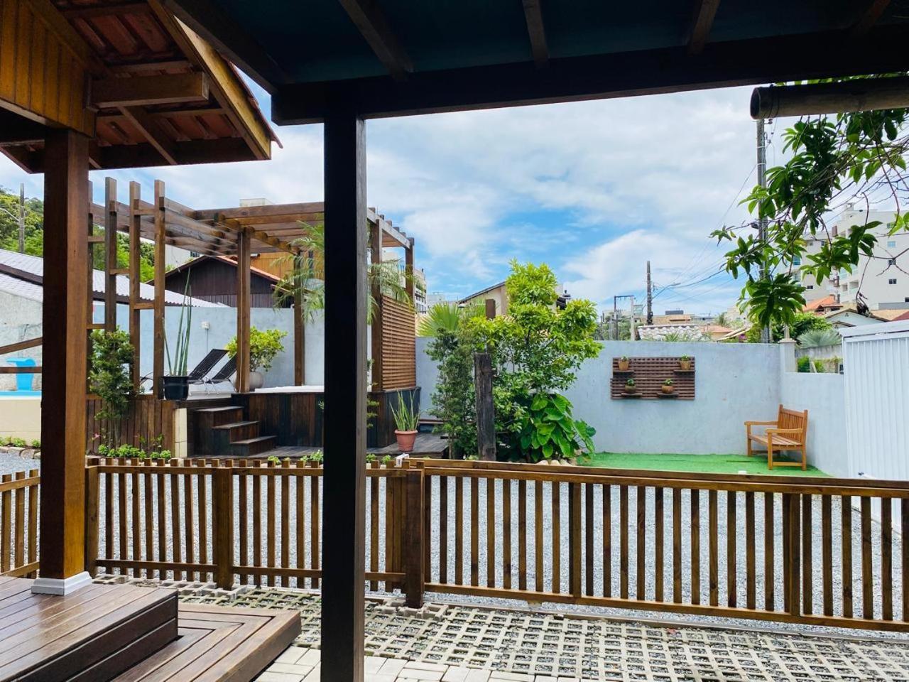 Holiday home Residencial Com Piscina Possui Jacuzzi Aquecida Com Hidromassagem *