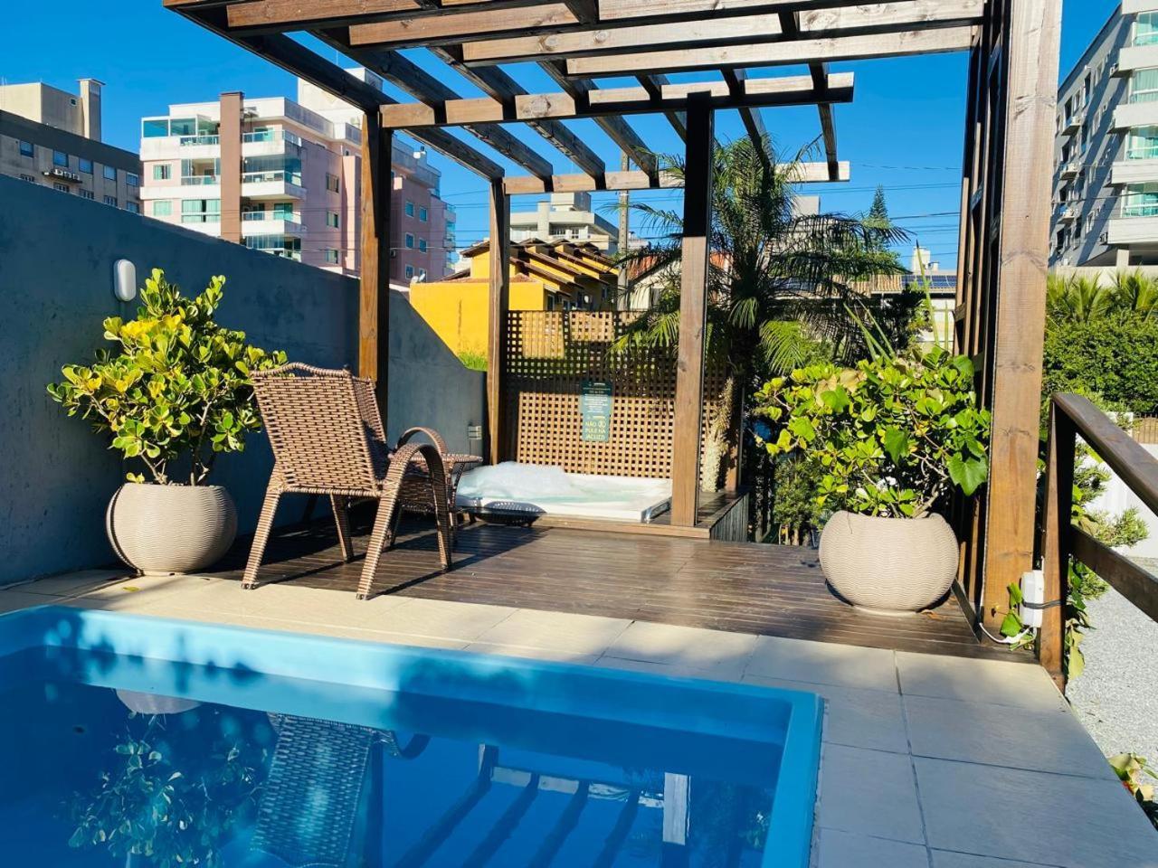 Residencial Com Piscina Possui Jacuzzi Aquecida Com Hidromassagem Holiday home *